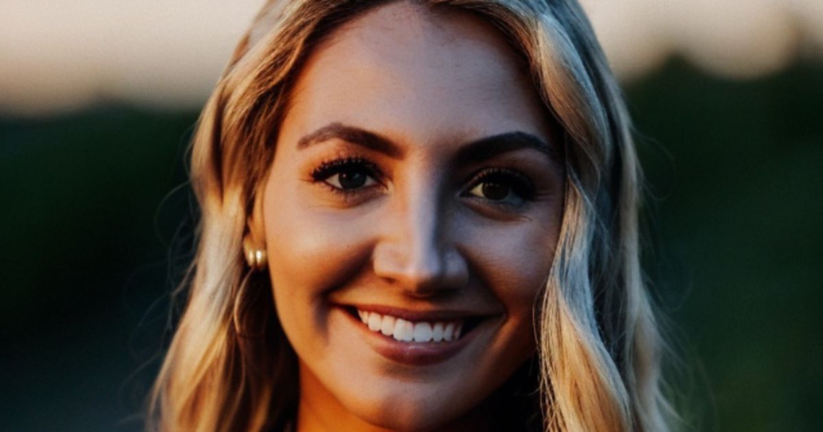 Dr. Callaghan Hennessey Vet from Welham Green, ENG Vetster