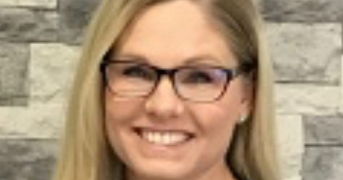 Dr. Sarah Little Vet from Gilbert, AZ Vetster